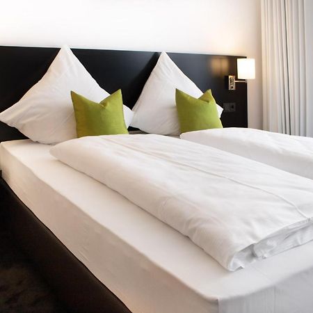 Men Hotel By Wmm Hotels Менген Экстерьер фото