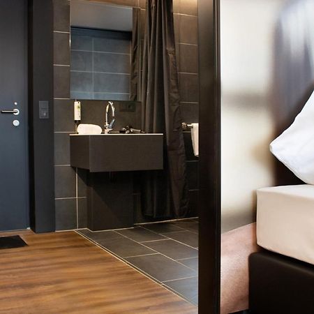 Men Hotel By Wmm Hotels Менген Экстерьер фото