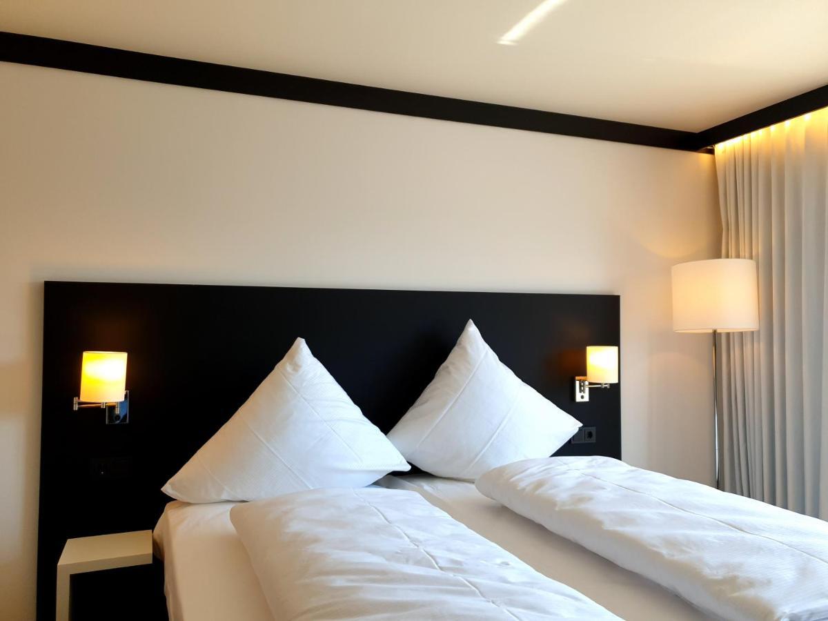Men Hotel By Wmm Hotels Менген Экстерьер фото